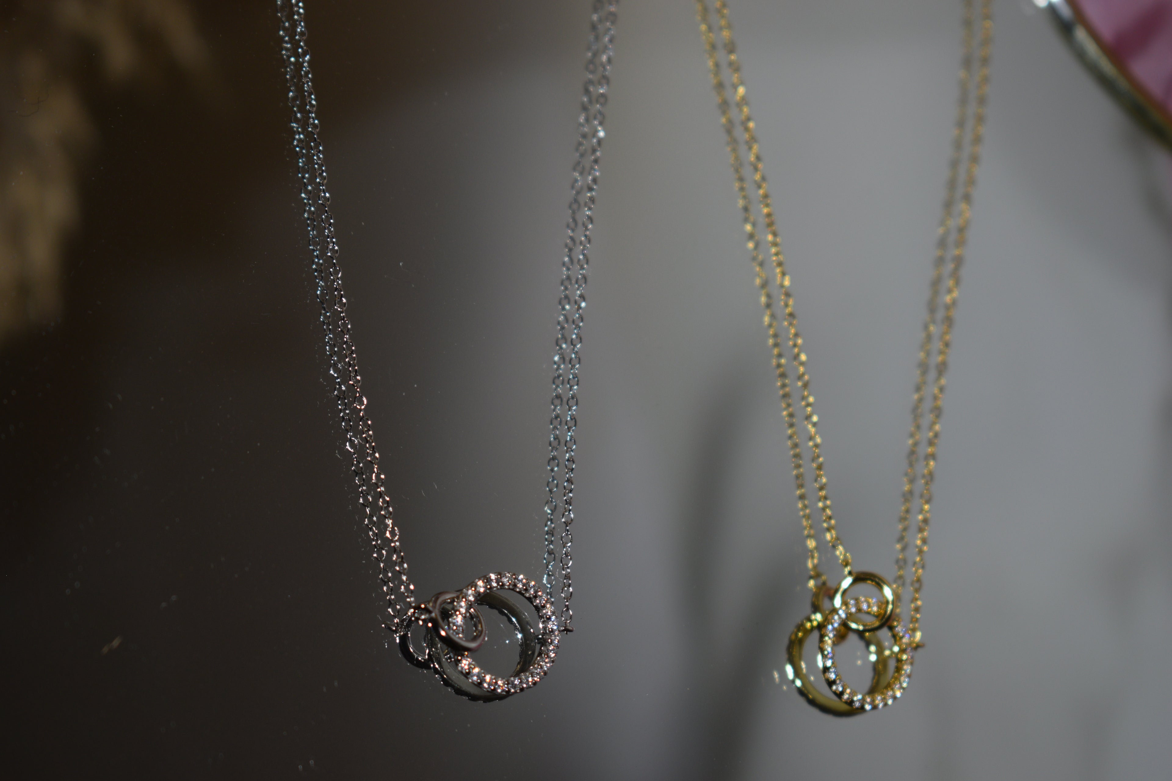 Por Vida Necklace in Silver